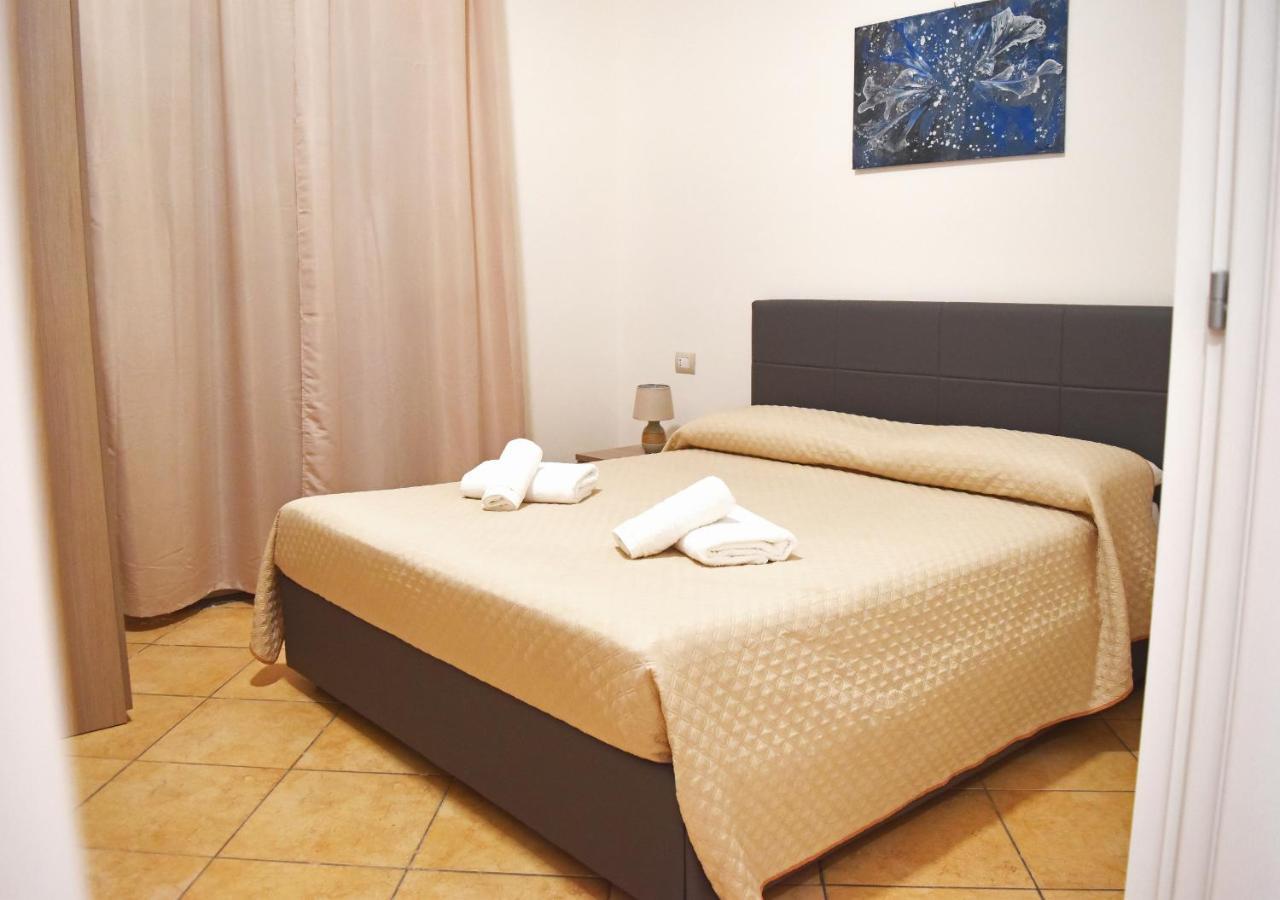 Bed & Breakfast Domus Pepe 斯卡莱阿 外观 照片