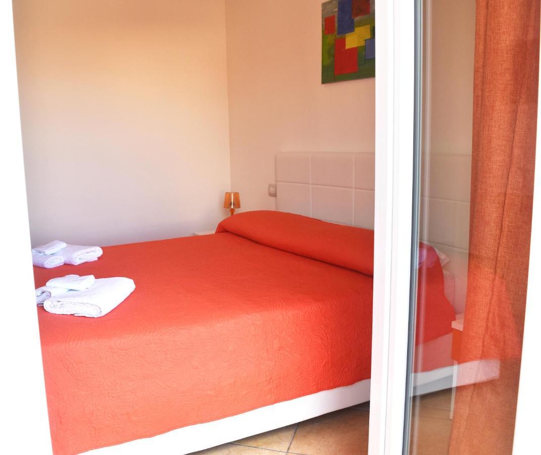 Bed & Breakfast Domus Pepe 斯卡莱阿 外观 照片