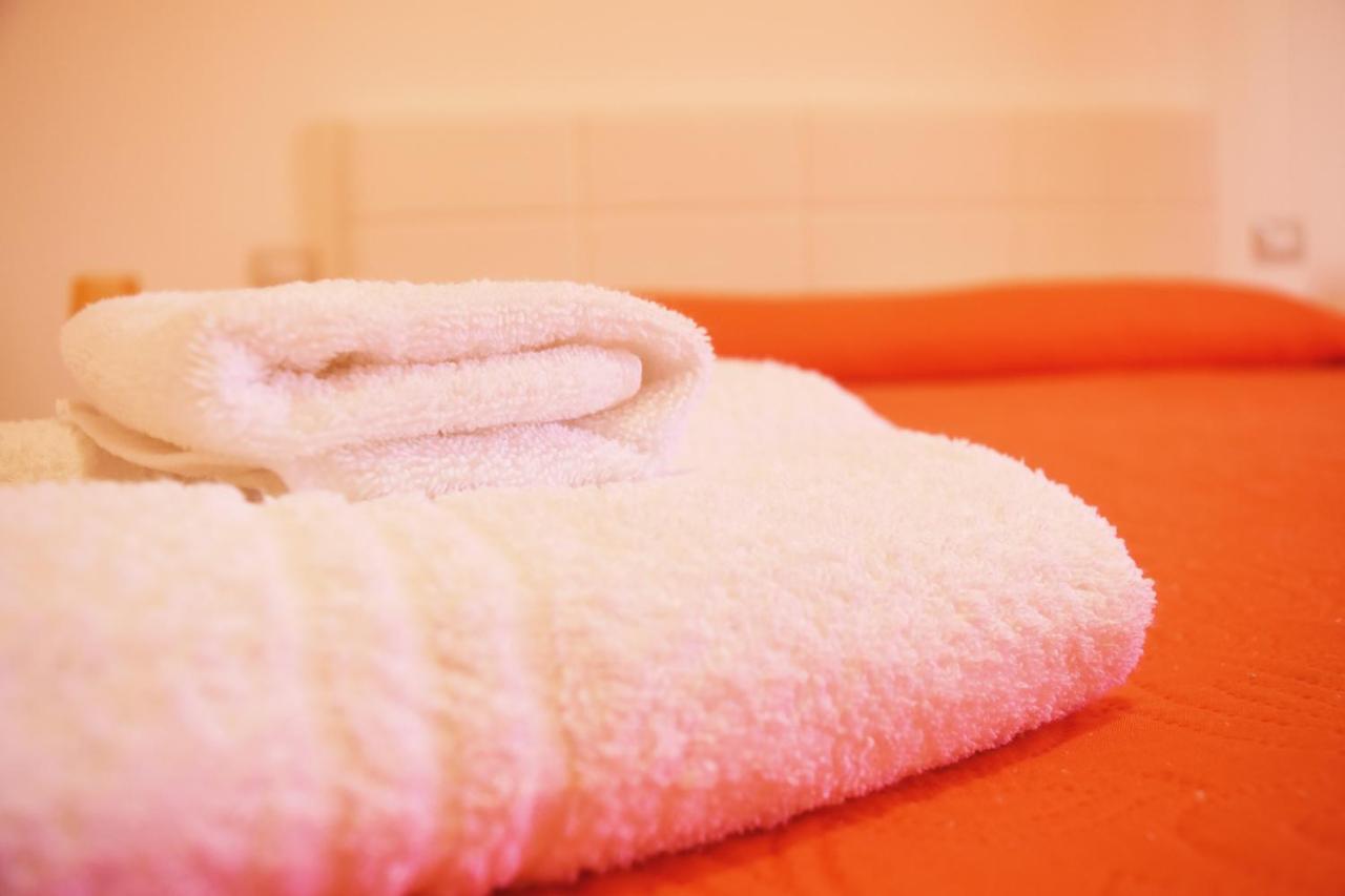 Bed & Breakfast Domus Pepe 斯卡莱阿 外观 照片
