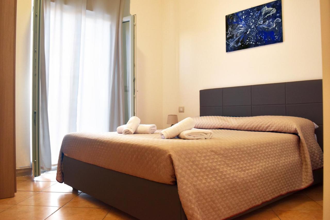 Bed & Breakfast Domus Pepe 斯卡莱阿 外观 照片